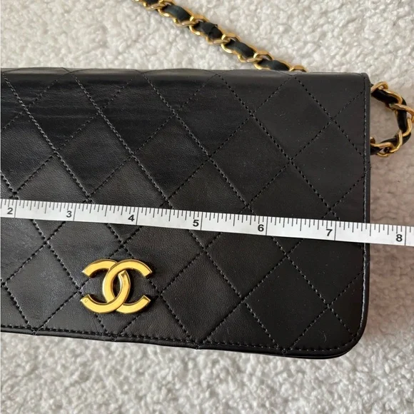 CHANEL Black Lambskin Full Flap Shoulder Bag - Picture 14 of 17